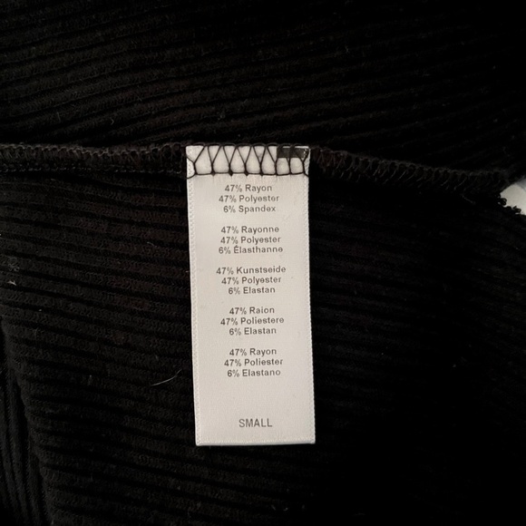 Urban Outfitters Cutout Top - Picture 9 of 9